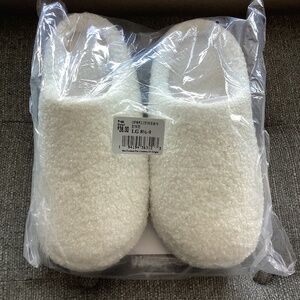 Isotoner Signature Women's Fiona Berber Clog Slippers